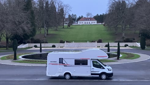 MT – 6 berth Roller Team 675 Auto 2022