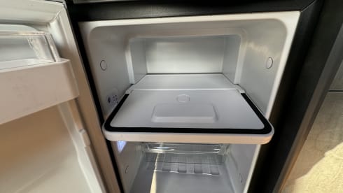 Poppy the pop top – 2 berth + 2 Kids Ford camper van 2018