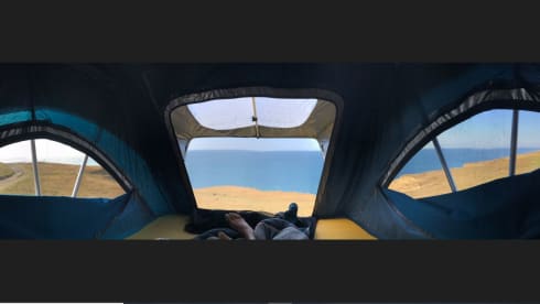 Unique camping cruiser 4x4 with roof tent