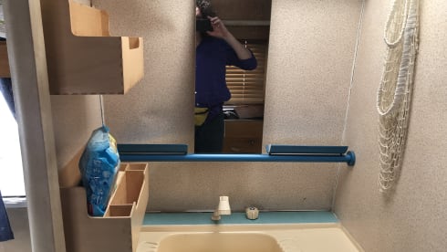 2p Mercedes-Benz bus from 1975