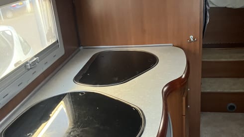 2p moblivettas p 600 semi-integrated uit 2009