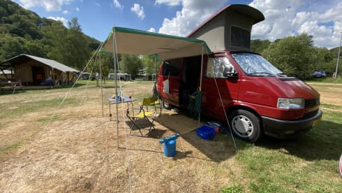 Robuster VW T4 California Bus bereit für Abenteuer!