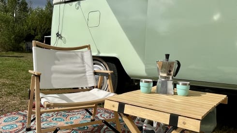 Joop – Volkswagen T2A Westfalia campervan from 1969