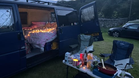 Mr Blue Sky  –  Volkswagen Campervan von 1997