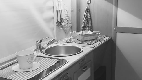 Anto – Travel carefree with Camper Mclouis.