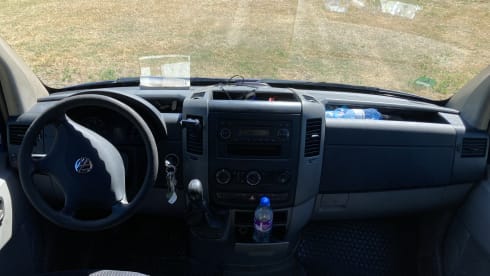 Offgrirt camperbus  – 3p Volkswagen bus uit 2011