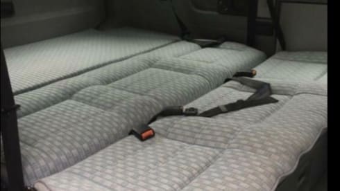 “De Witte Bus” – VW T4 Dehler Maxivan