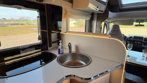 5p Fiat semi-integrated uit 2025