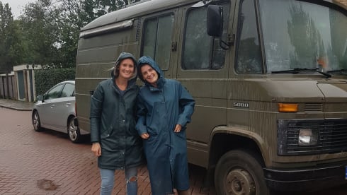 Groene Gast – Green Guest takes you on a unique adventure in a retro camper!