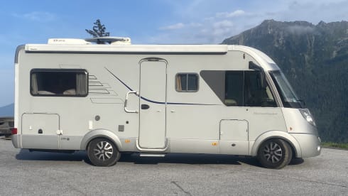 Beautiful 4p Hymer 654 