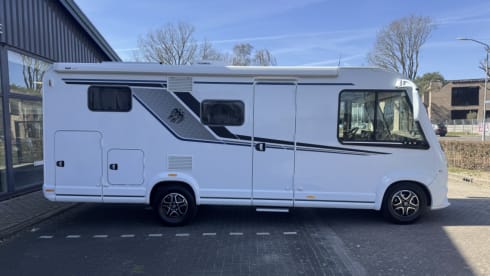 Luxe en rust in de natuur – 4p Knaus integrated uit 2022