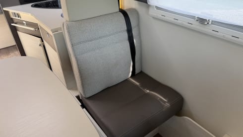 6p Chausson semi-intégré à partir de 2020