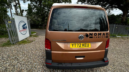 YT72KEU – 4 berth Volkswagen Campervan London - Romford