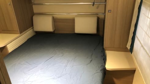 Spacious, well-equipped Chausson Titanium 728 EB motorhome for rent