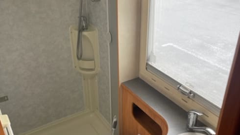 izilda & david – Camper 5 plaatsen Adriatik koraal 650SP Fiat ducato