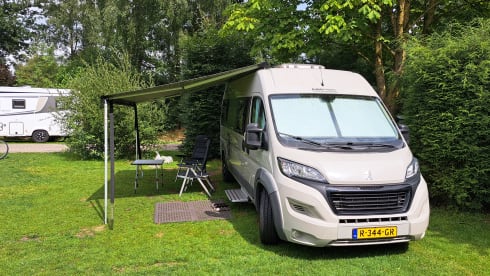 Bestie de Boxer – Compact, self-sufficient, sturdy camper van