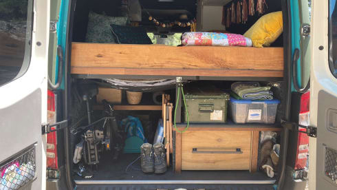 GREENLIFE – Mercedes Sprinter, very spacious attractive camper, 7 meters