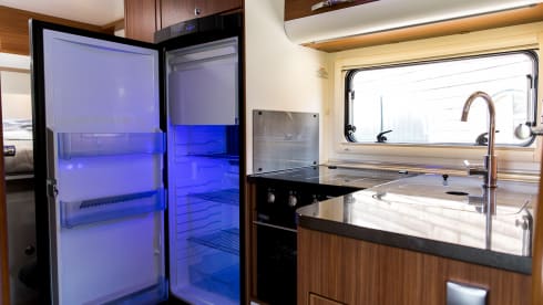 Luxurious spacious 5 person Adria Matrix 680 SP
