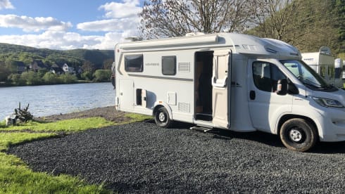 Knausje – 5p Weinsberg Carasuite 700 ME