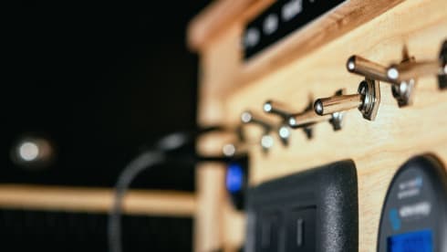 VENTURE – Ultimate Land Rover Camper - 4 berth - Cornwall