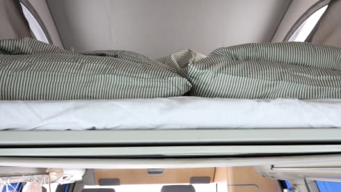 Uggla – VW California Ocean für 4 Personen mit Sitz- und Schlafmöglichkeit