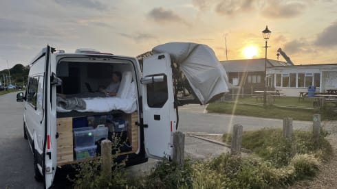 Luxury off grid Volkswagen LWB Crafter 2020 (3 berth)