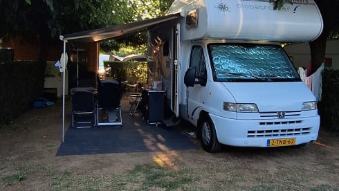 Dethleffs gezincamper 4 personen met airconditioning.  – 5p Dethleffs Alcove from 2001