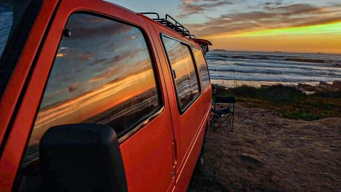 Tangerina 🍊 – Campervan Lisbon Surftrip 🏄‍♂️ Roadtrip 