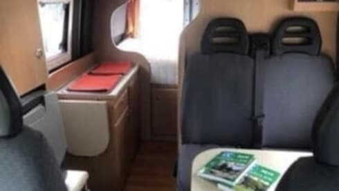 For a fantastic holiday: our excellent Bus Camper can handle that.