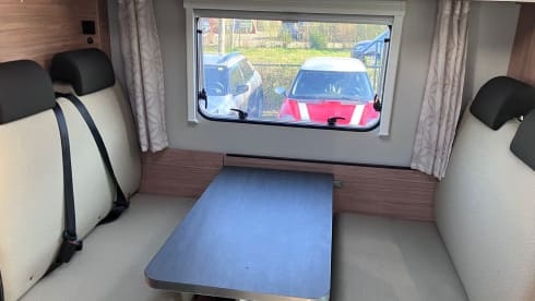 6p Weinsberg alcove uit 2023