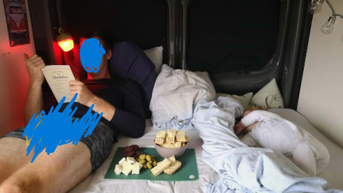 cozy campervan for 2 (to 3) people 