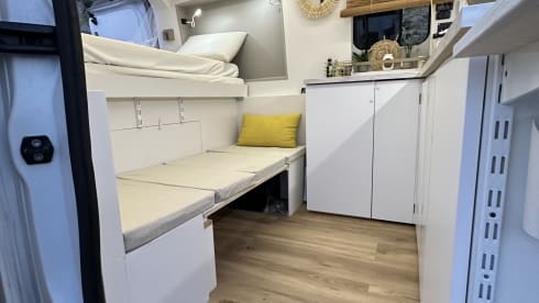 Abbi  – GUIDO II - home luxury van