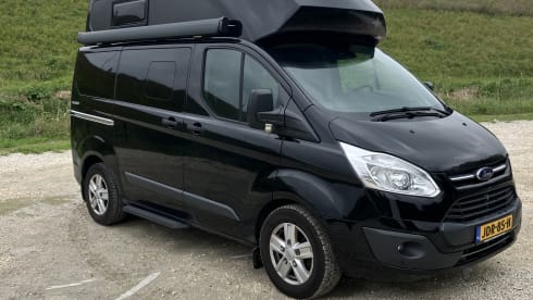5p Ford Nugget Custom, high top – automatic, air conditioning – compact comfort