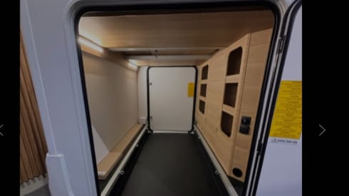 't Rijdend Huizeke – 4p Adria Mobil semi-integrated from 2025