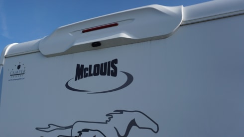 4p McLouis Yearling integrated uit 2021