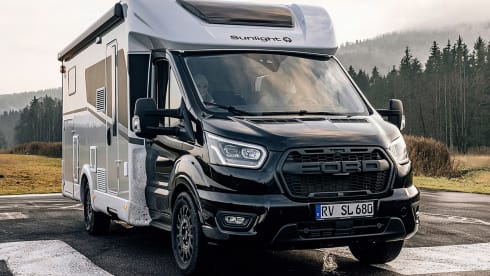Stoer – 5P Sunlight T680 Adventure Edition Automatic + WIFI
