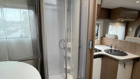 4p Carado semi-integrated from 2019