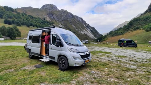 2 + 1 Pössl bus camper from 2018