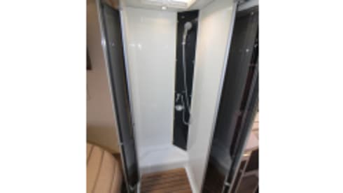 4p Chausson semi-integrated uit 2016