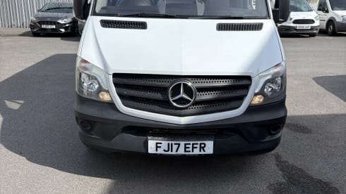 Panda  – 6 berth Mercedes-Benz campervan from 2017