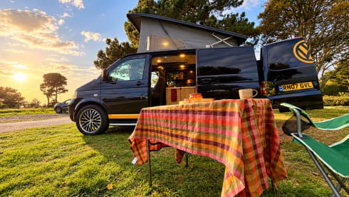 Gulliver  – 4 berth Volkswagen campervan from 2007
