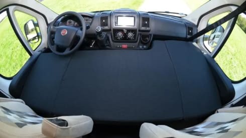 Laika – Tough and luxurious, as good as new Fiat Ducato camper bus!