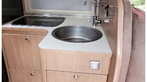 6p Adria Mobil semi-integrated from 2012