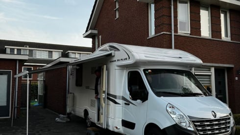 Bastard – 5p Renault semi-integrated from 2014