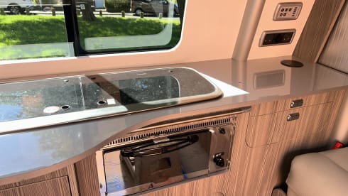 4 berth Volkswagen Day Van 2018