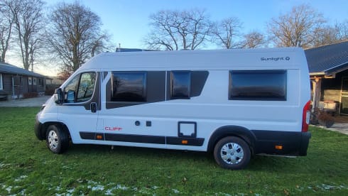 2p Sunlight bus from 2024
