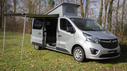 Daan │ Luxury 2 person camper