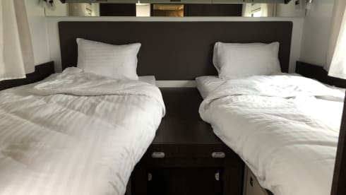 RILex – Brand new (2023) family mobile home for 4 people, luxury Benimar.