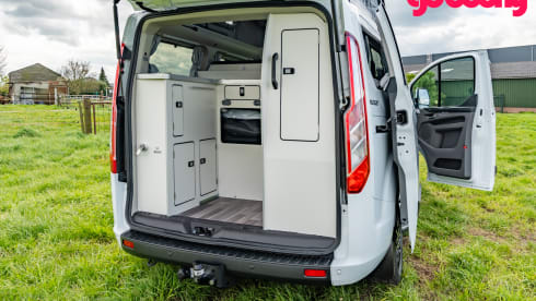 "Kip" Nugget – Ford "Kip" Nugget campervan from 2024, for the ideal holiday! 
