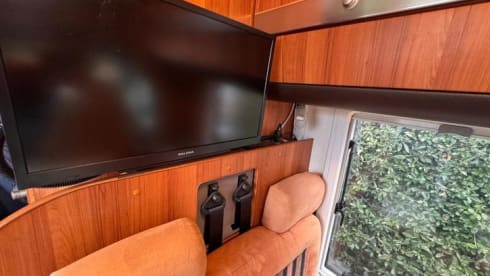 Sjorsie – Fendt camper with 2 single beds